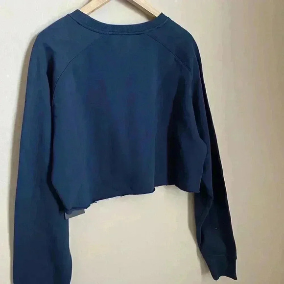 BIRDIEBEE Front Graphic Cropped Knit Sweater Navy - Picture 3 of 8